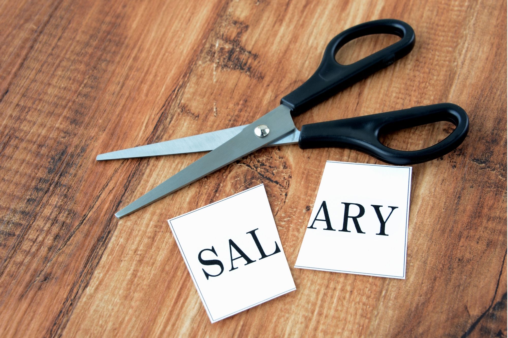 8 Things That Employers Are Legally Allowed To Deduct From Workers 
