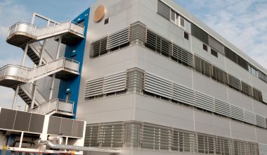 Buying industrial and commercial property in Singapore